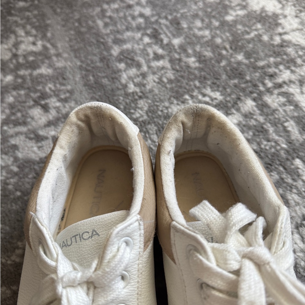 Nautica Women's Grelle White Sneaker Size 7 Shoes Lace Up Flats Taupe - Picture 11 of 11